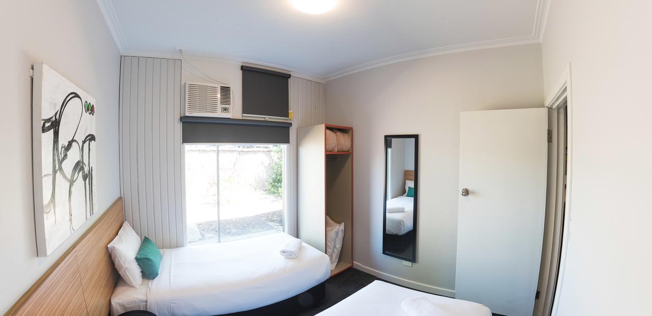 Hotel Links